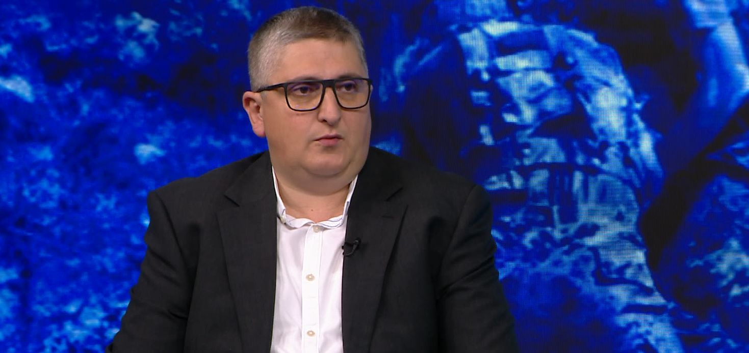 Ahatović se referirao na poruku predsjednika RS-a Milorada Dodika izgovorenu u Narodnoj skupštini RS-a, gdje je usvojen set spornih zakona koji predstavljaju napad na državu BiH