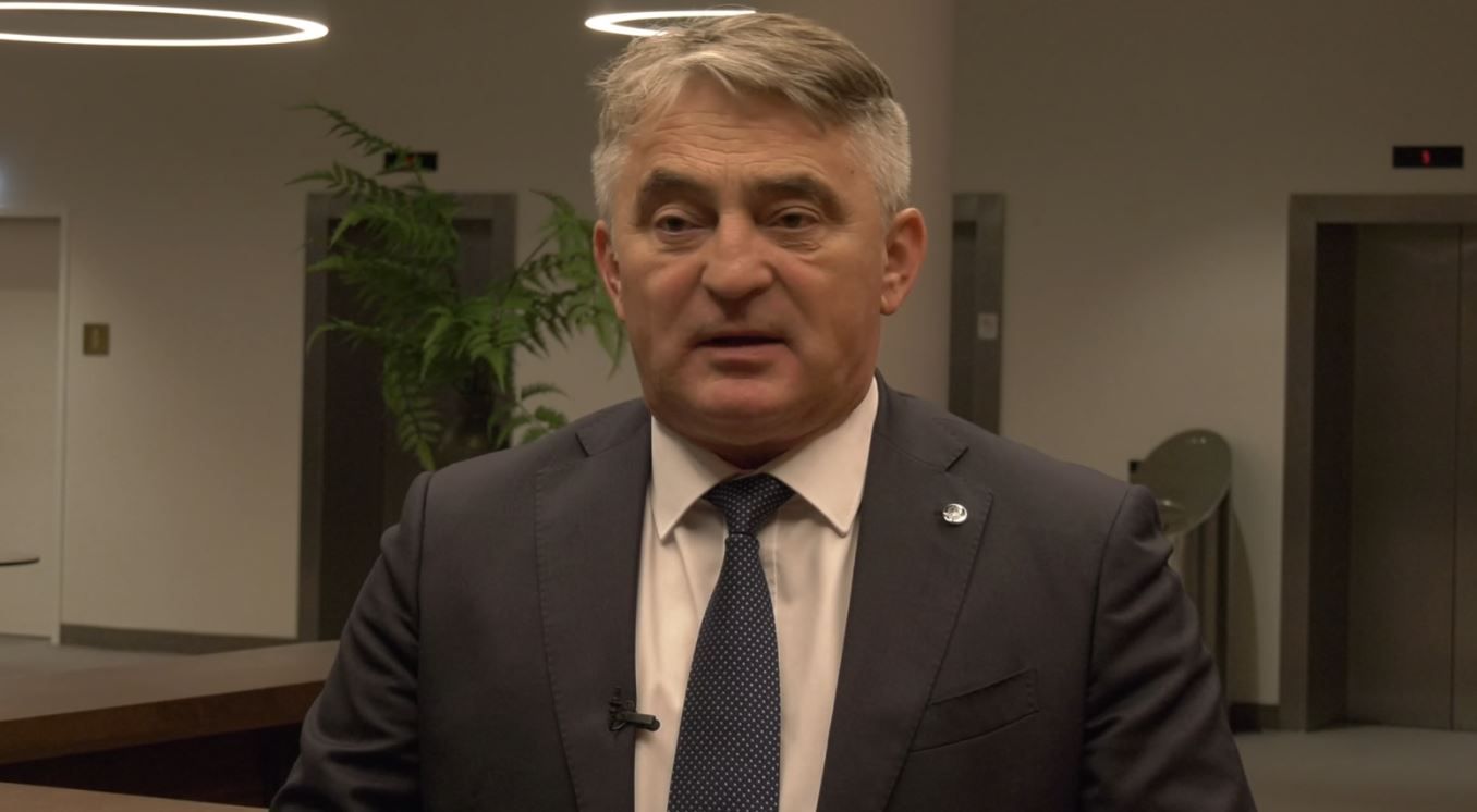 Komšić u Stuttgartu: Ponosni na uspješne Bosance i Hercegovce gdje god bili