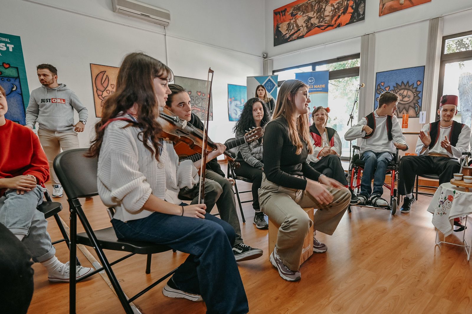 Tuzla je odvijek bila rasadnik i grad bogate kulturne baštine, a  manifestacija „Mjesec sevdaha u Tuzli“ odlična je prilika da Tuzla oživi kao stjecište sevdalijskih vrijednosti