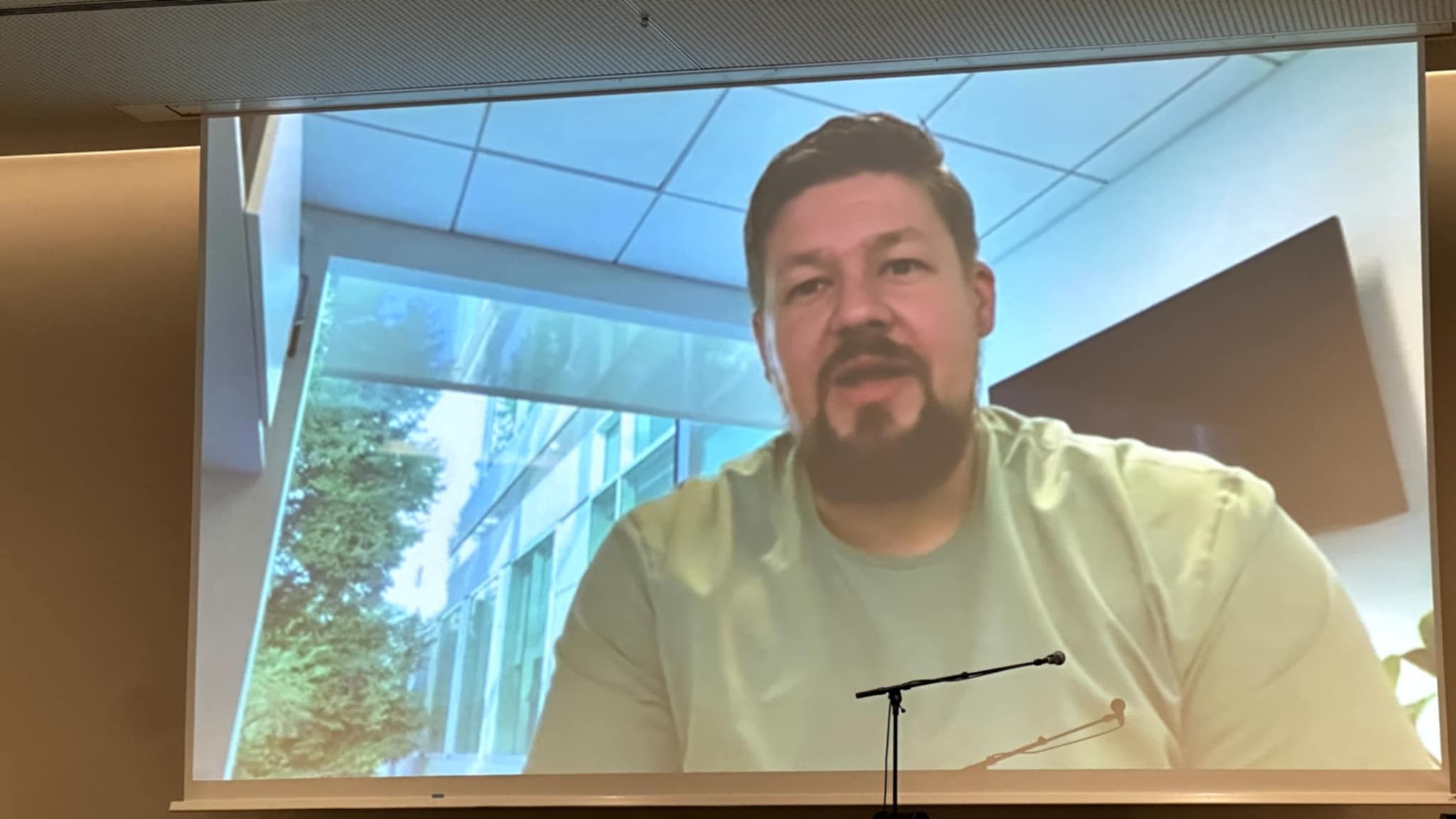 Osman Džiho i emisija "U tuđoj avliji' večeras u Stuttgartu obilježavaju 14 godina uspješnog rada.
