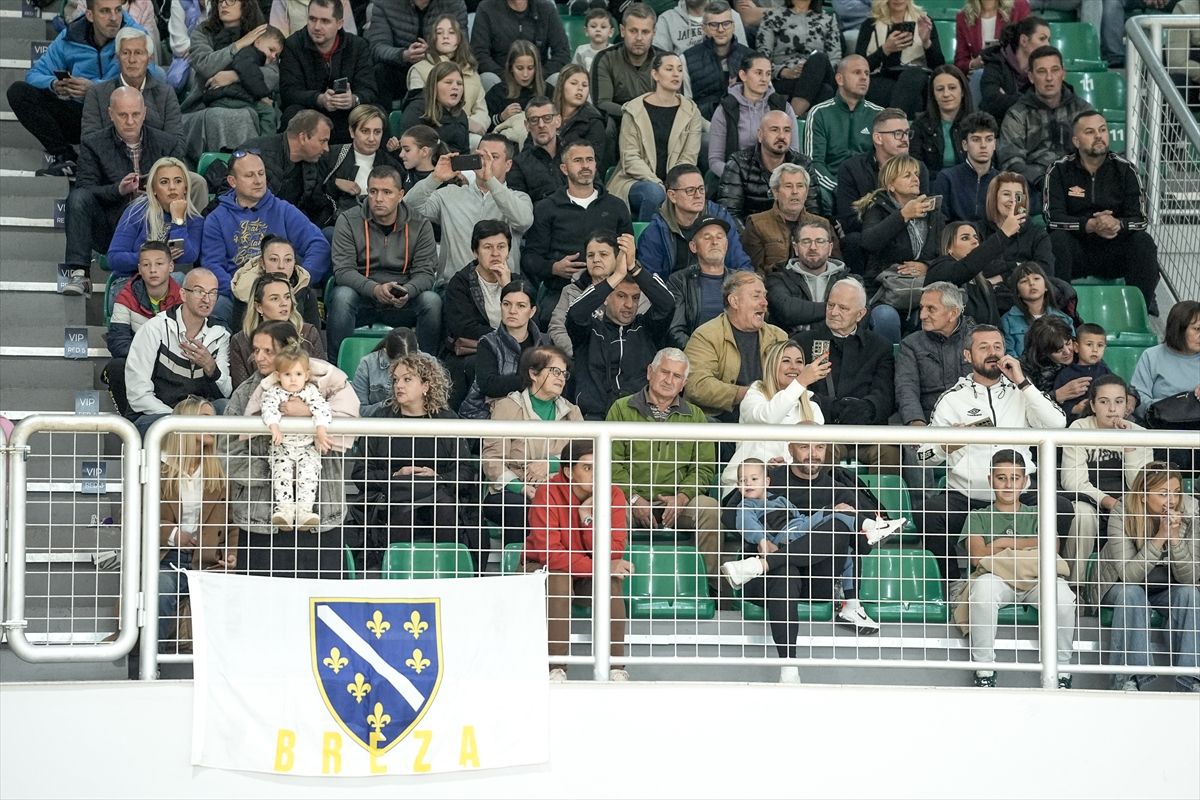 Humanitarna utakmica organizovana je za sve Jablaničane koji su ostali bez svojih domova tokom razornih poplava