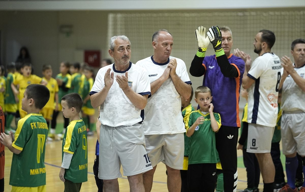 Humanitarna utakmica organizovana je za sve Jablaničane koji su ostali bez svojih domova tokom razornih poplava