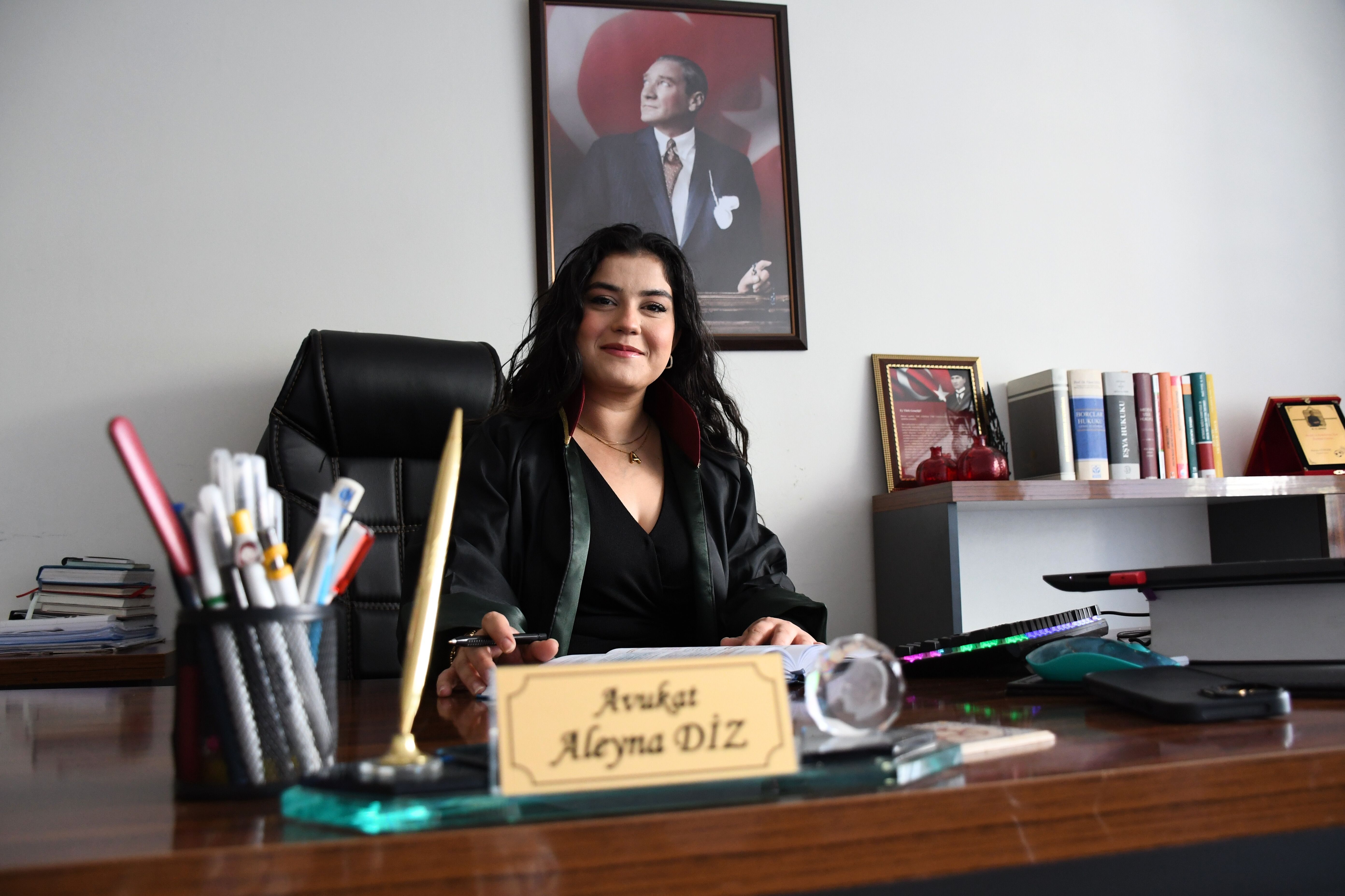 function r(){if(it(n),n.value===jm){let o=null;throw new D(-950,o)}return n.value}