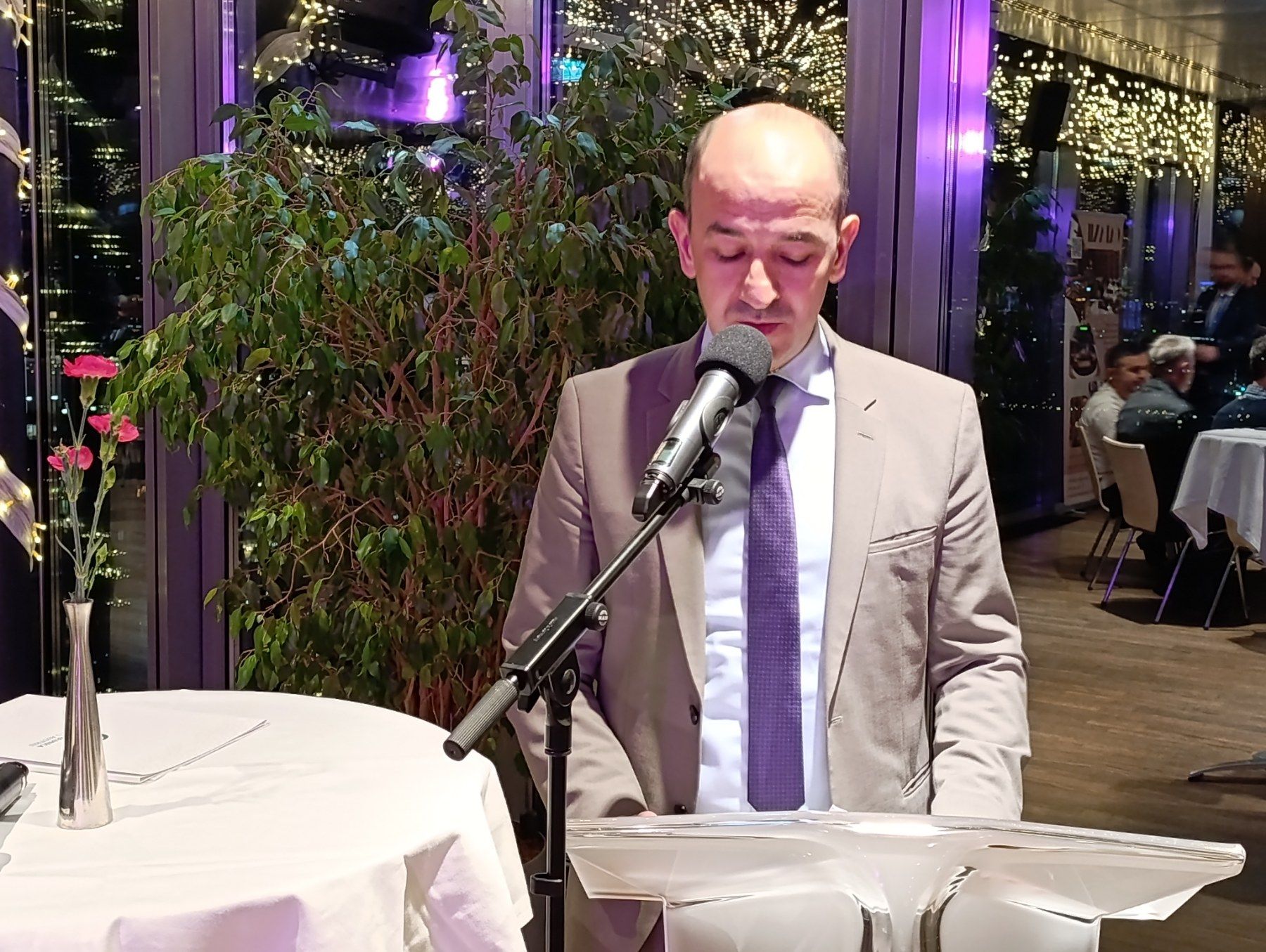 Reisul-ulema Kavazović u svom obraćanju iskazao je zahvalnost na lijepoj dobrodošlici i druženju u Beču