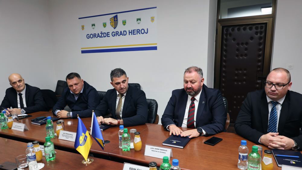 Ova posjeta nastavak je saradnje započete posjetom delegacije Vlade BPK Goražde Zeničko-dobojskom kantonu u septembru prošle godine