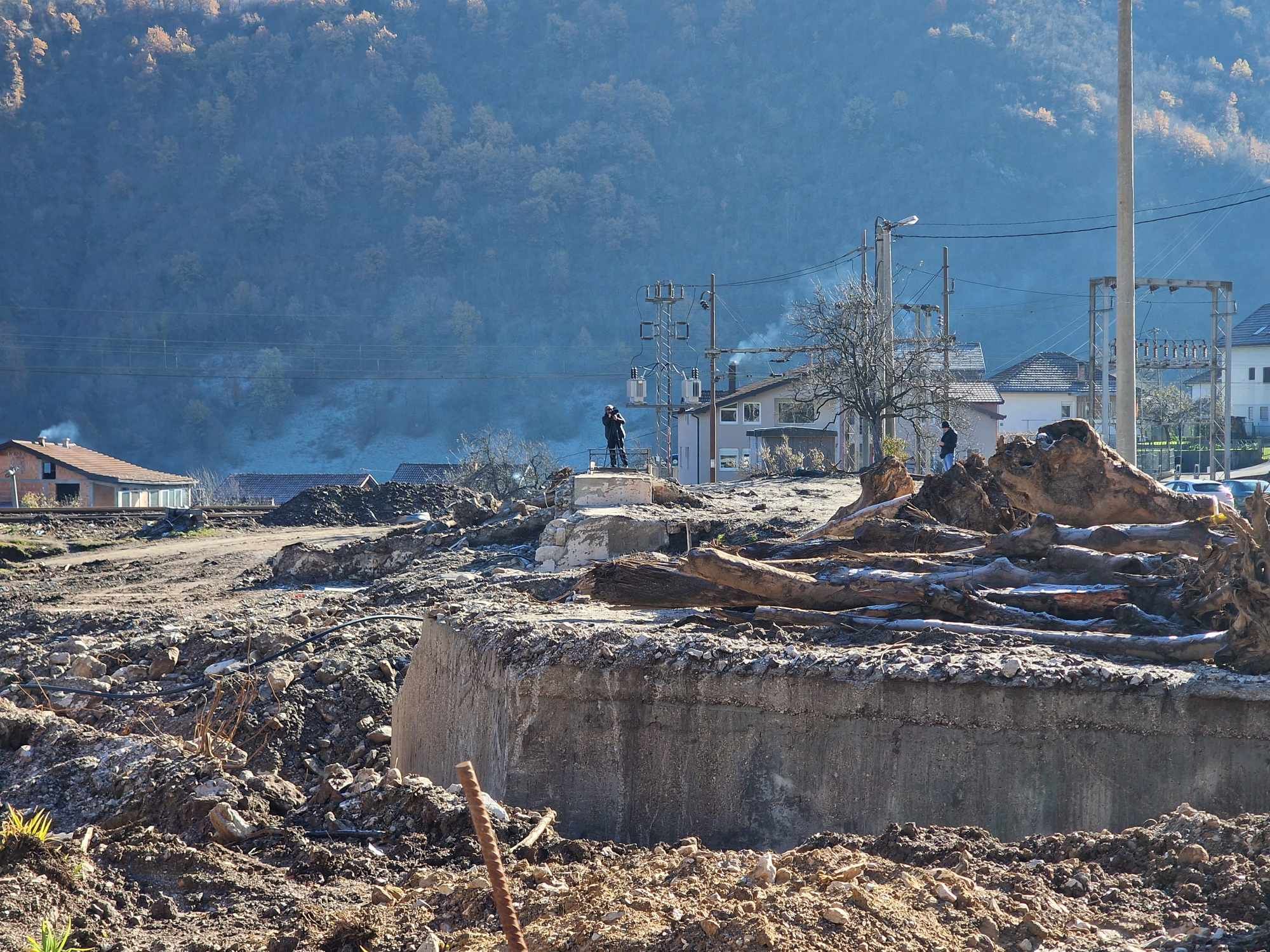 function r(){if(it(n),n.value===Hm){let o=null;throw new D(-950,o)}return n.value}