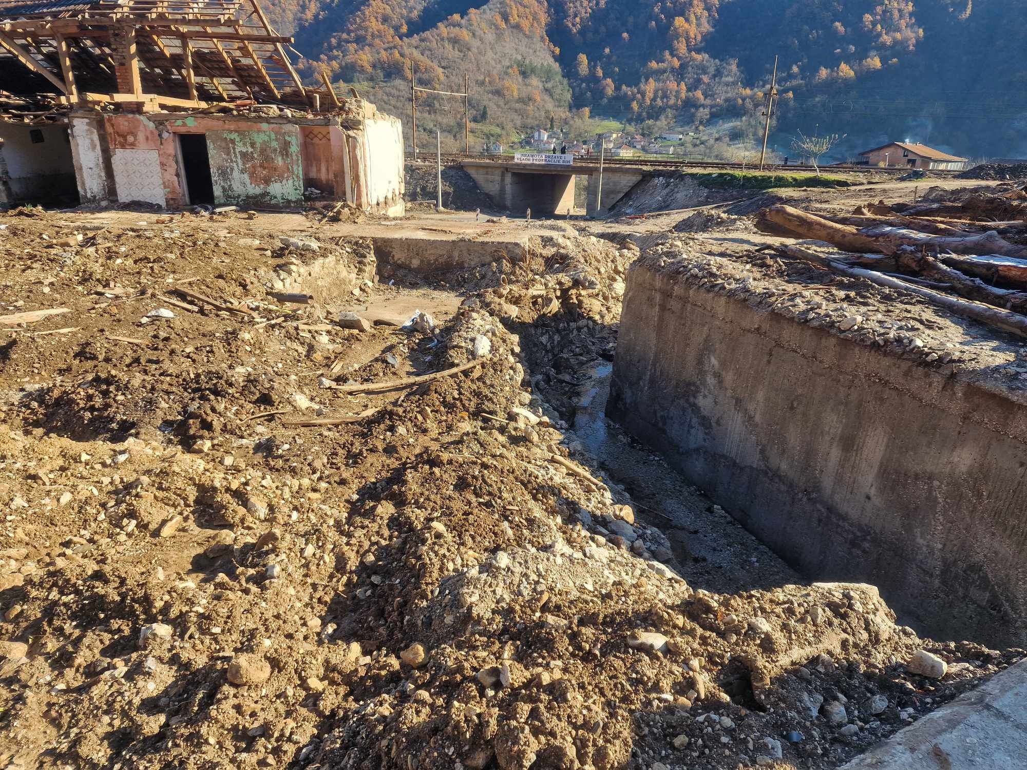 function r(){if(it(n),n.value===Hm){let o=null;throw new D(-950,o)}return n.value}