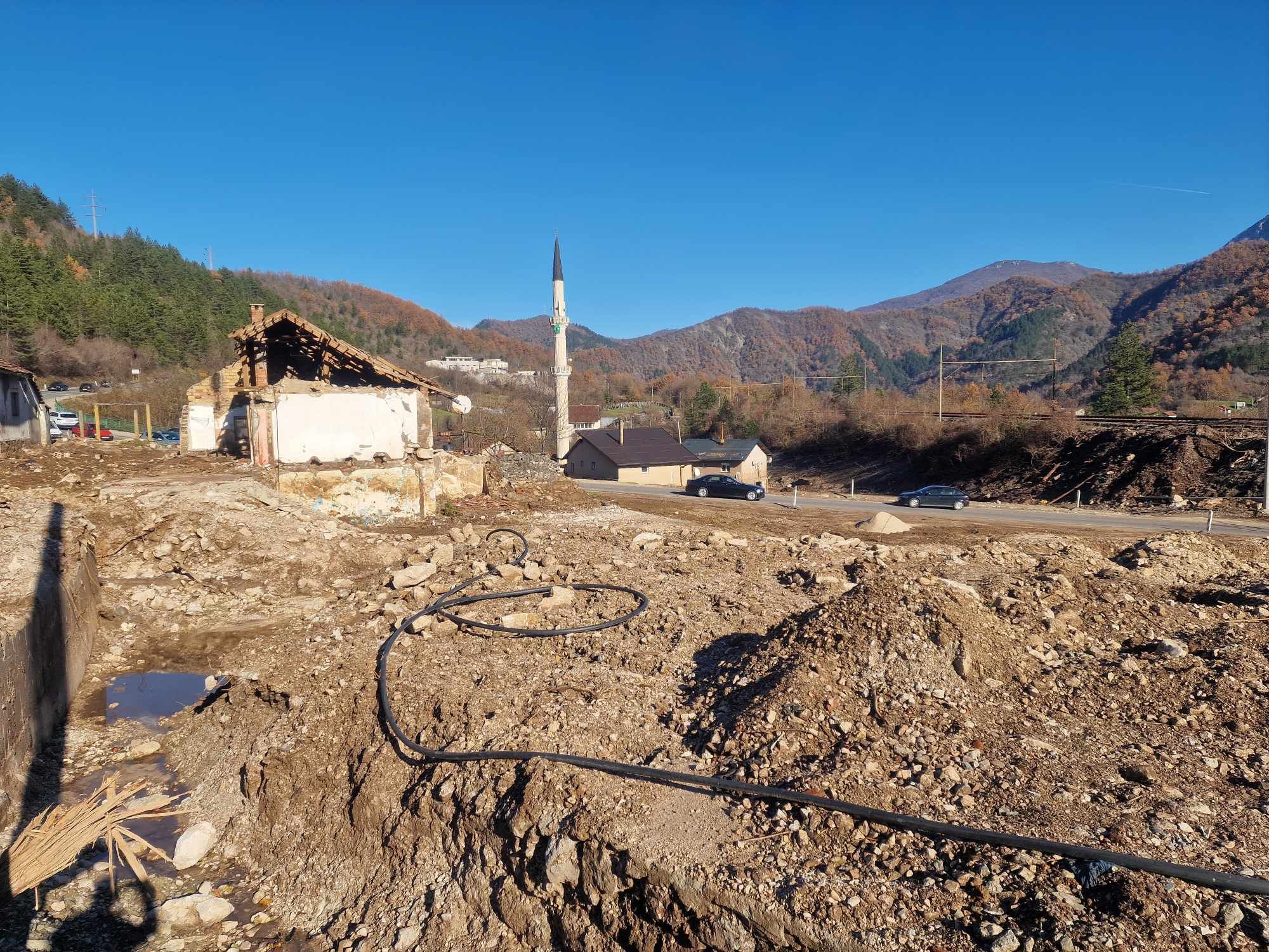 function r(){if(it(n),n.value===Hm){let o=null;throw new D(-950,o)}return n.value}