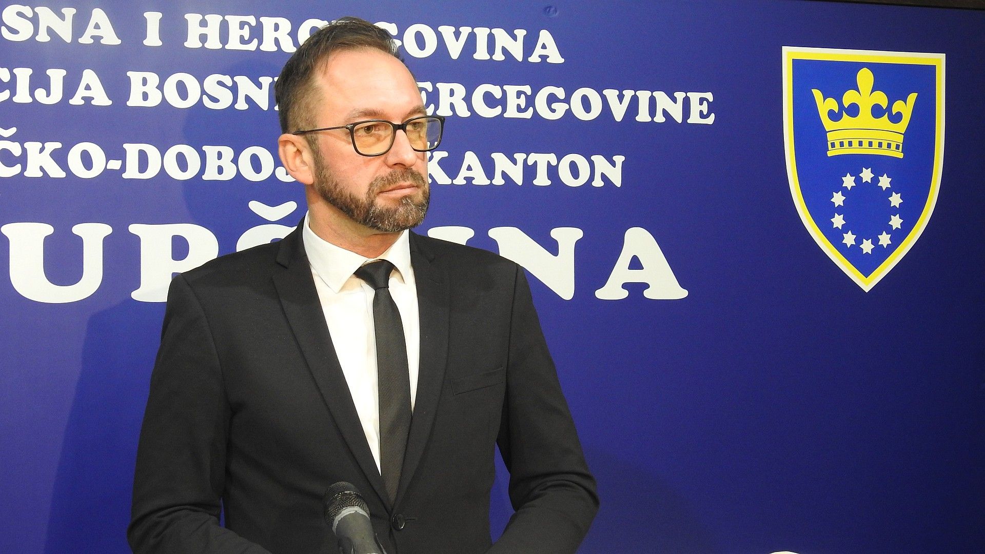 Javnost i mediji će imati mogućnost da izvrše uvid u stvarnu imovinu nosilaca javnih funkcija i njihova primanja.