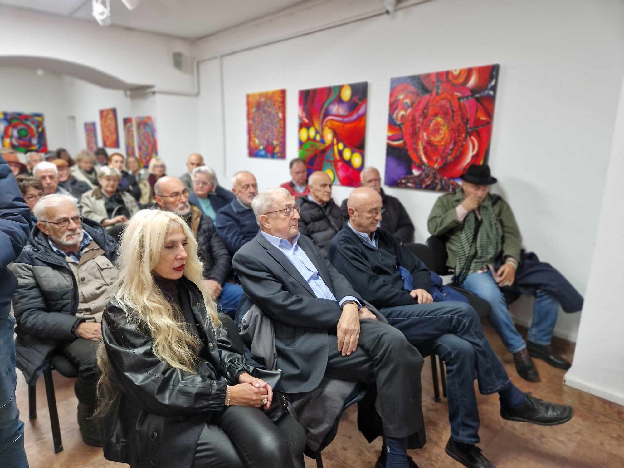 Bosanski narod je jadan jer ga lažu! Gojer u Sarajevu promovirao knjigu 'Zora na Rondou'