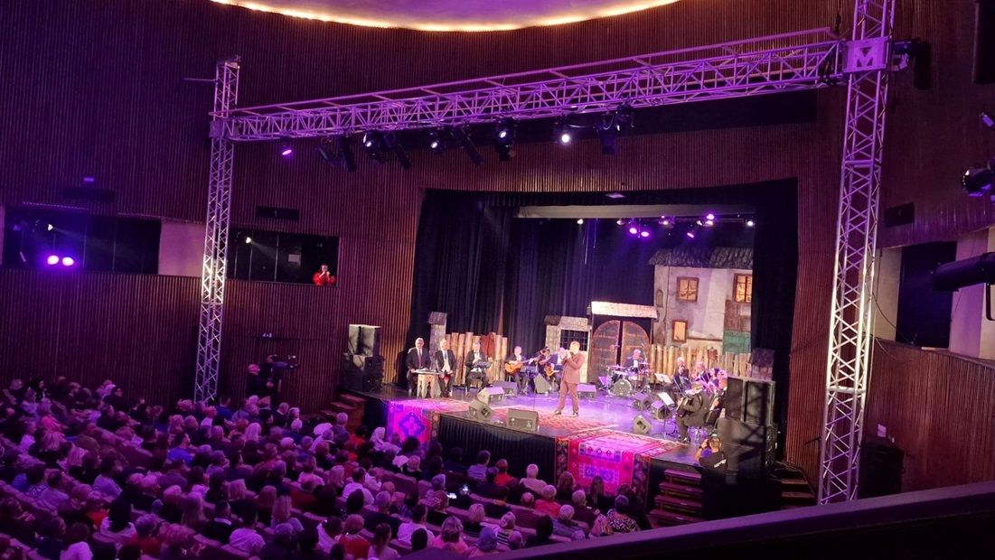 Predivna noć u BKC-u: Koncert 'Večer sevdalinki' izazvao buru emocija kod publike