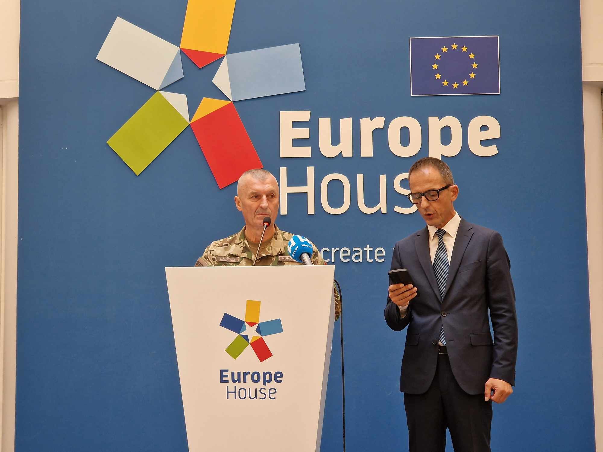 Sticz na otvorenju izložbe EUFOR-a u Sarajevu: Najvažnije da BiH uživa mir, ima evropsku budućnost