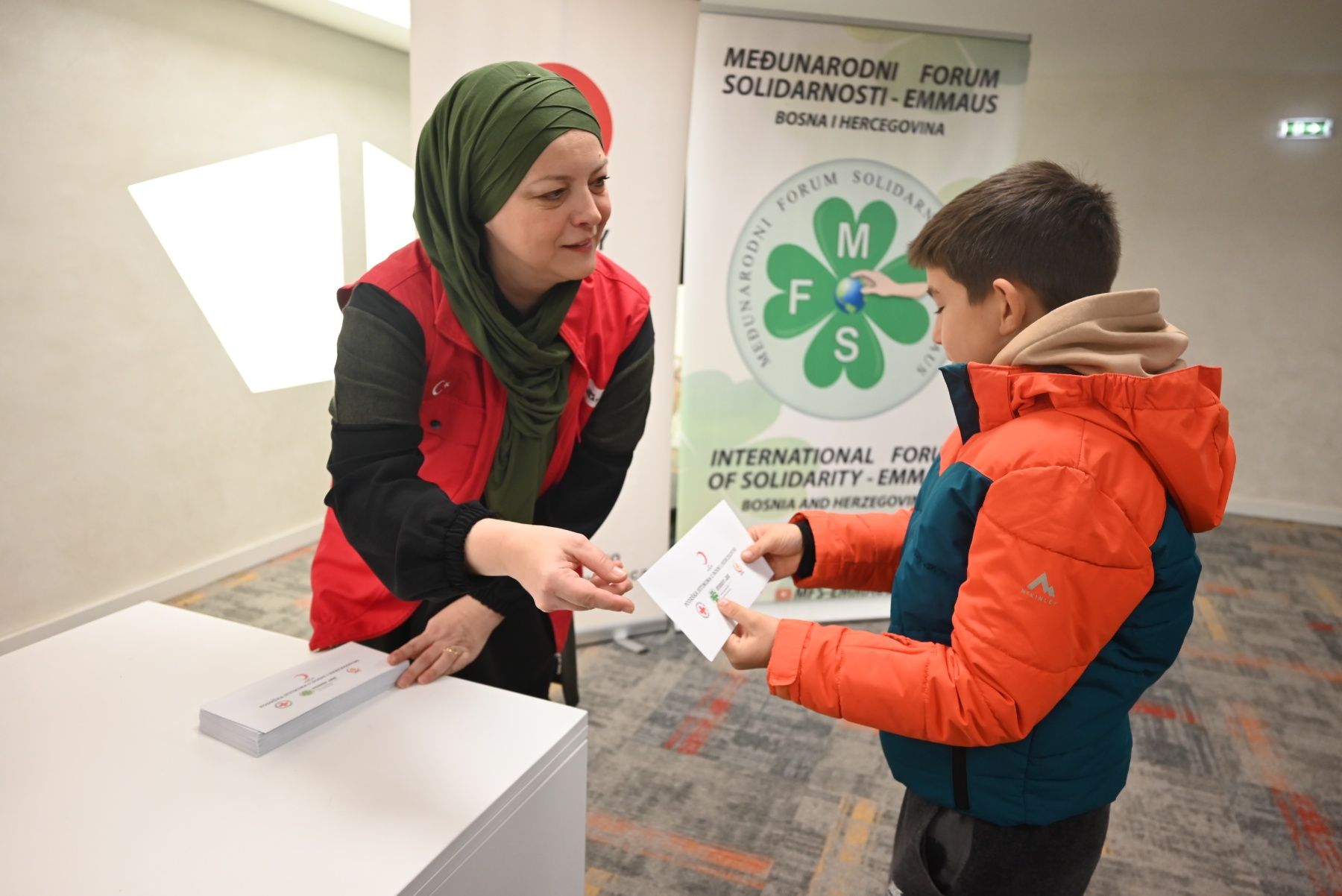 Vaučeri će biti distribuirani jetimima u 24 grada širom Bosne i Hercegovine.