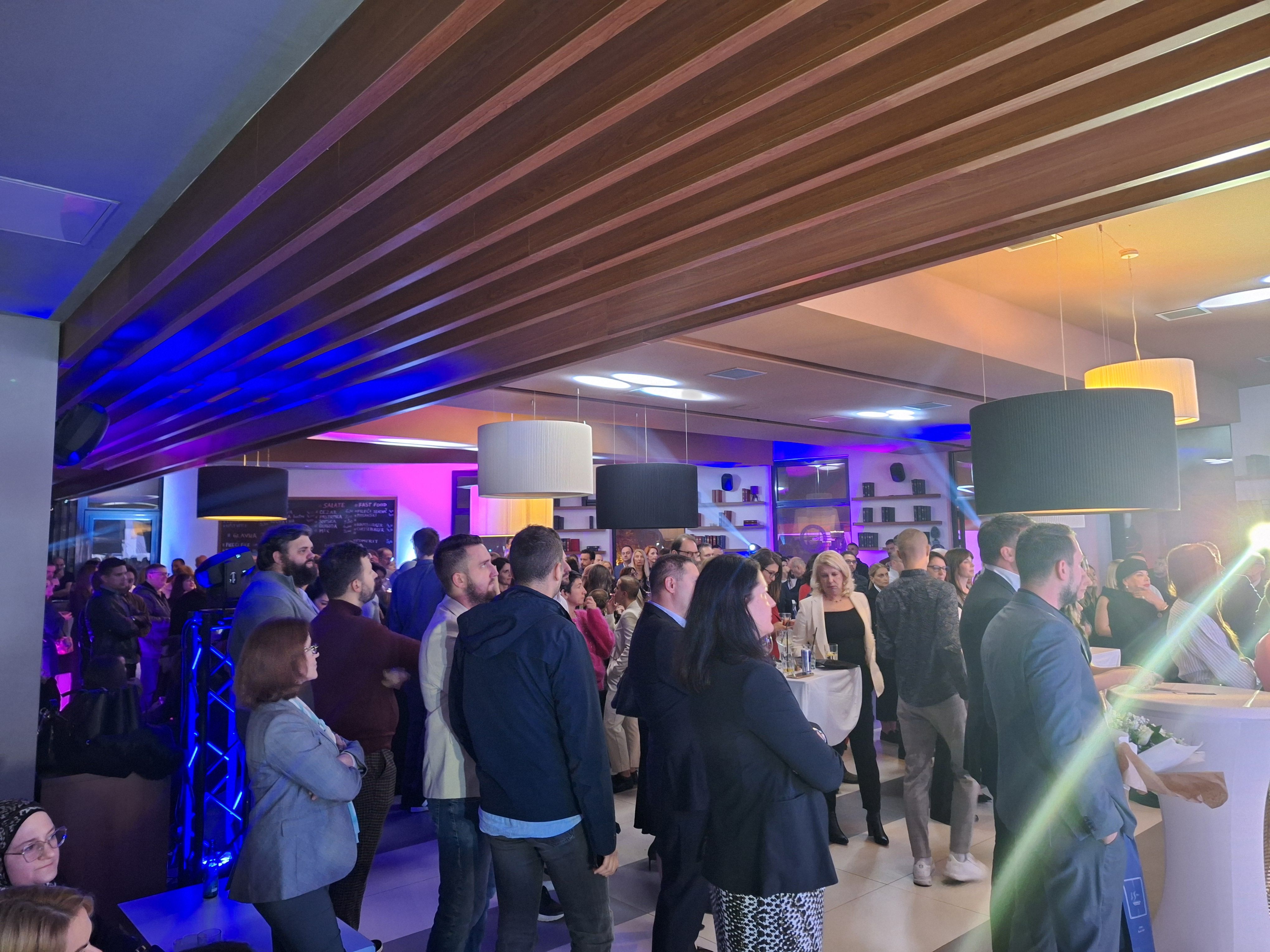 Prema riječima Ejupa Ganića, osnivača SSST-a, vrijedilo se boriti za Bosnu i Hercegovinu i osnovati jedan ovakav fakultet 