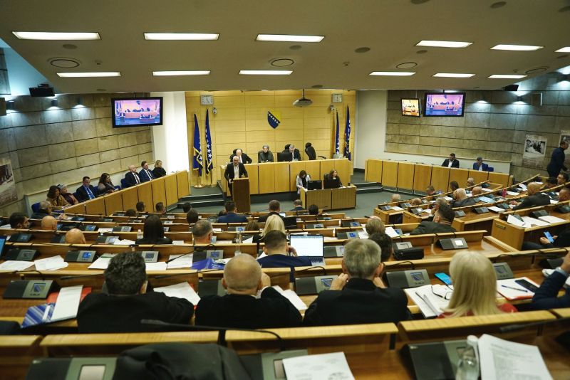 Jedna od predloženih tema i zakon o porezu na dohodak