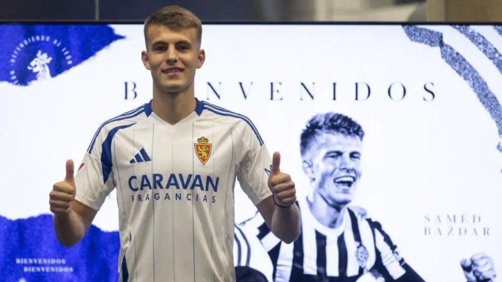 Baždar trenutno nastupa za špansku Zaragozu, ima 20 godina i prošao je sve omladinske selekcije Srbije