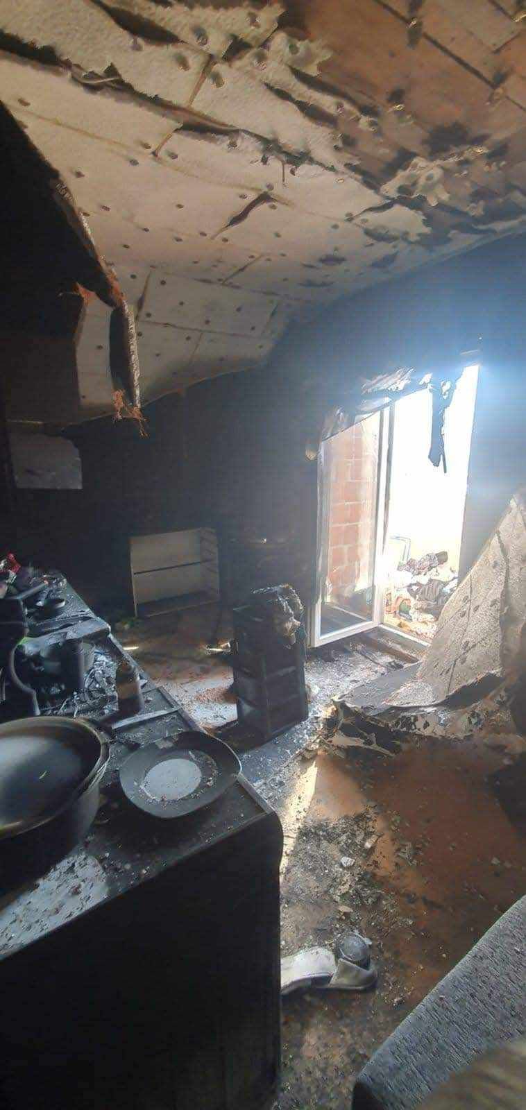 function r(){if(it(n),n.value===Hm){let o=null;throw new D(-950,o)}return n.value}