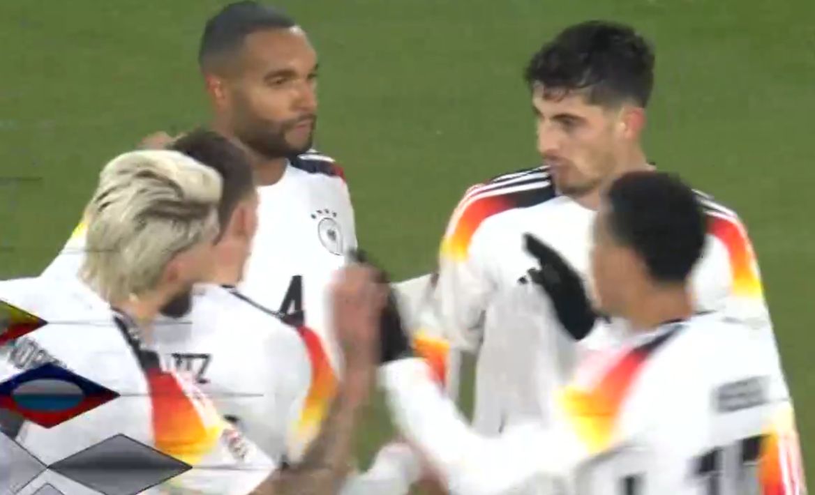 function r(){if(it(n),n.value===Hm){let o=null;throw new D(-950,o)}return n.value}