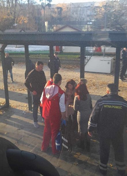 Skandal u Banjoj Luci: Žene iz Bugojna se fotografirale sa zastavom RBiH, intervenirala policija