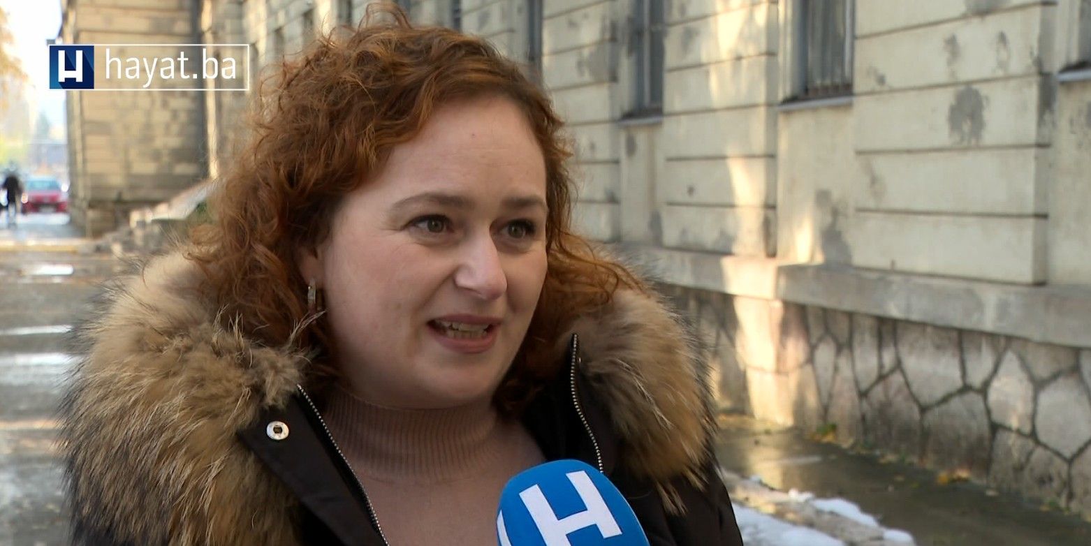 function r(){if(it(n),n.value===jm){let o=null;throw new D(-950,o)}return n.value}