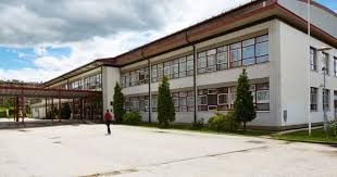 Dječak inicijala A. A. I. (10) pretučen je ispred dvorišta Osnovne škole Skender Kulenović na Dobrinji u Sarajevu 12. oktobra.