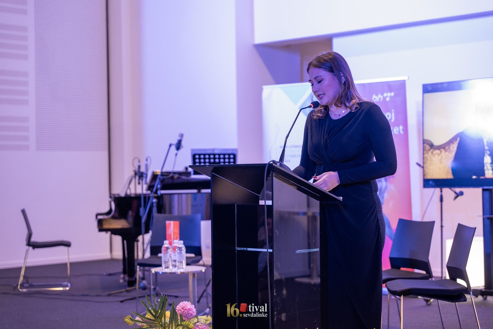 Ovom konferencijom Udruženje je podsjetilo na dugogodišnji rad i napore na uvrštavanju pjesme sevdalinke na UNESCO-ovu listu nematerijalnog kulturnog blaga svijeta.
