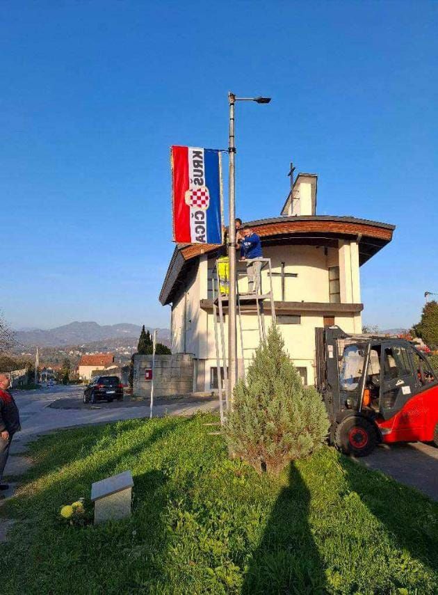 Ko u Vitezu štiti 'Herceg Bosnu': Bošnjake zbog zahtjeva za uklanjanjem zastave, zovu na saslušanja