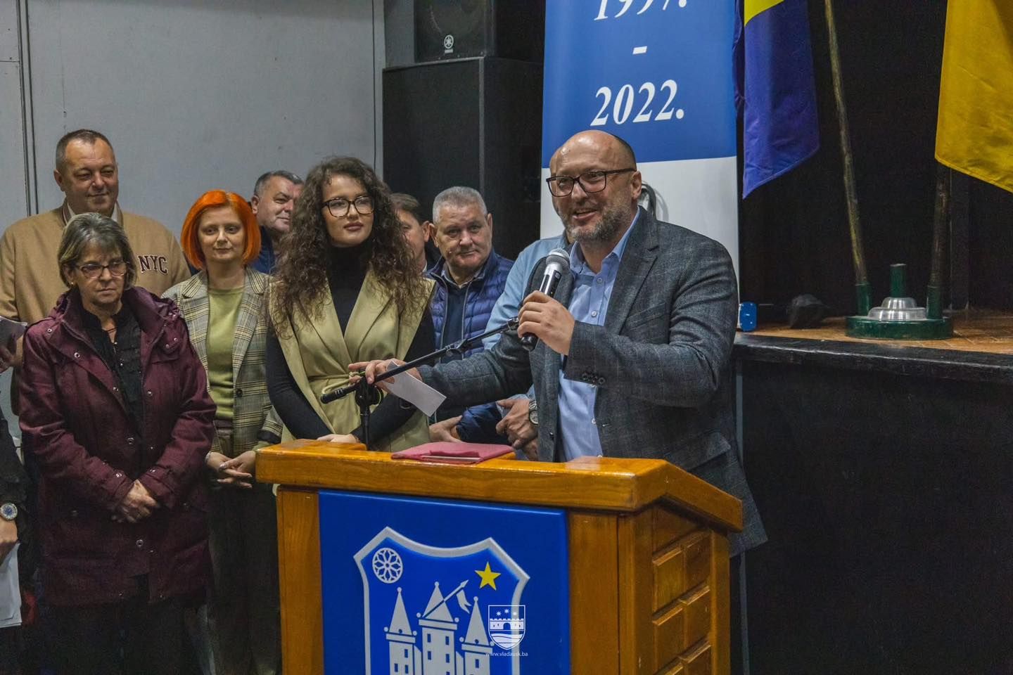 Ova ceremonija, koja je slavila trud i uspjeh mladih akademaca, okupila je porodice, profesore i predstavnike vlasti