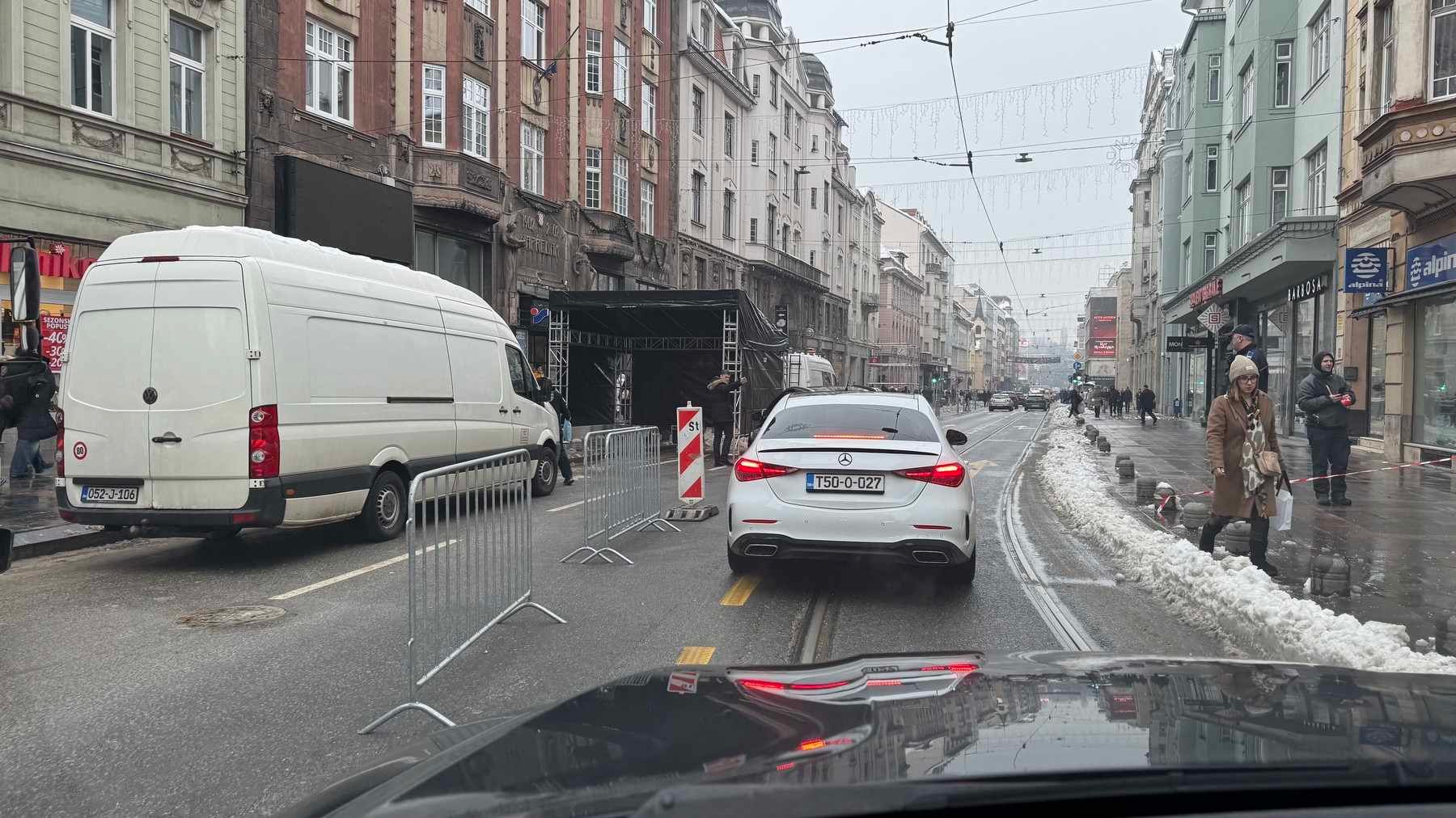 U Sarajevu se finaliziraju posljednje pripreme za Javni doček Nove 2025. godine.                     