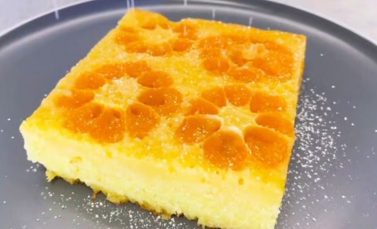 Uz to ima vrlo lijep i poseban izgled budući da se mandarine režu na polovice i slažu po vrhu