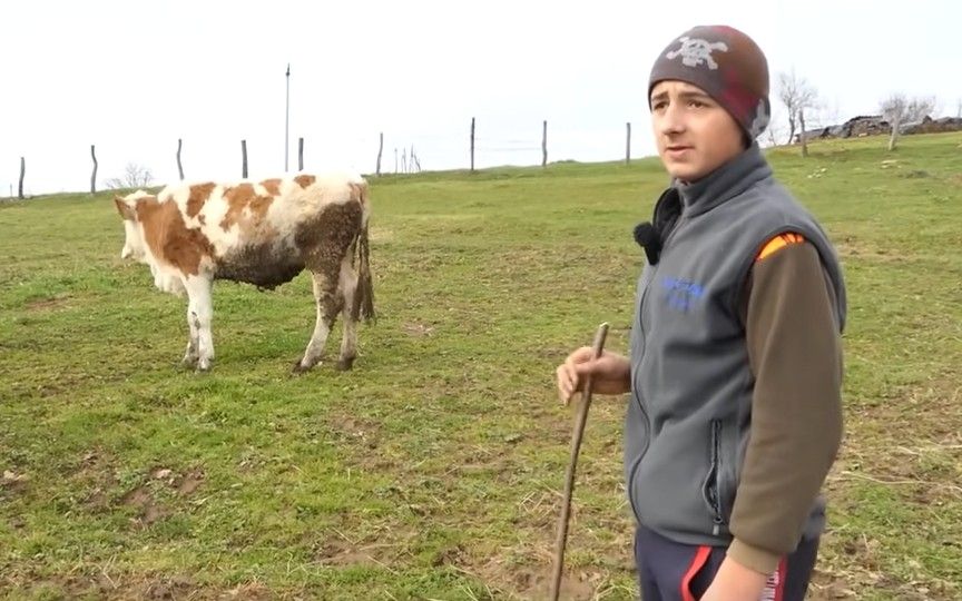 Kako kaže, od ovog posla bježe i stariji i mlađi što smatra pogrešnim