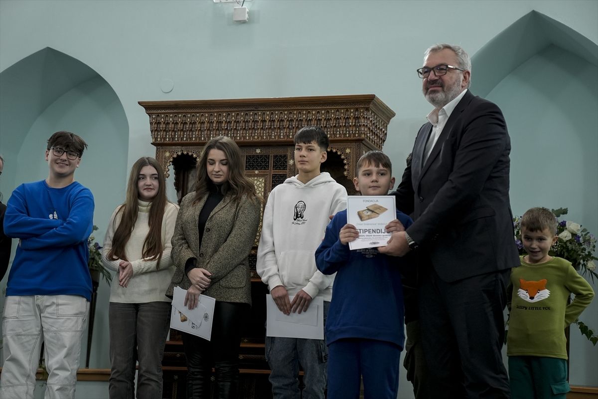 Stipendije za mlade Srebrenice: Prošle godine sam novce dao svojim roditeljima da imaju za sebe 