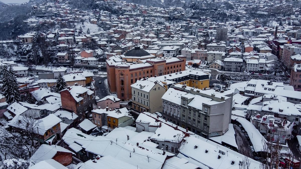 Idilični prizori: Pogledajte kako izgleda Sarajevo pod snježnim pokrivačem