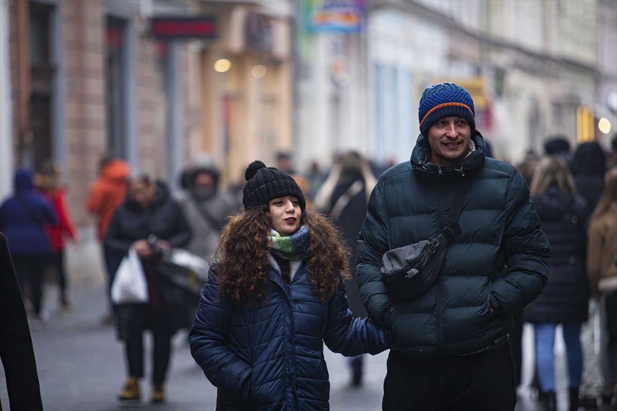 Praznična atmosfera, zajedno s velikim događajima poput centralnog dočeka Nove godine, značajno je doprinijela porastu posjetitelja