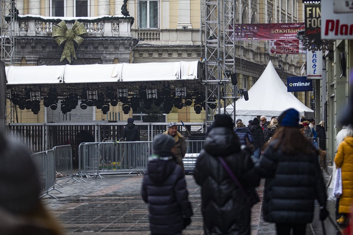 Praznična atmosfera, zajedno s velikim događajima poput centralnog dočeka Nove godine, značajno je doprinijela porastu posjetitelja