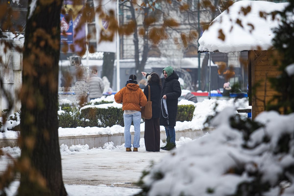 Praznična atmosfera, zajedno s velikim događajima poput centralnog dočeka Nove godine, značajno je doprinijela porastu posjetitelja