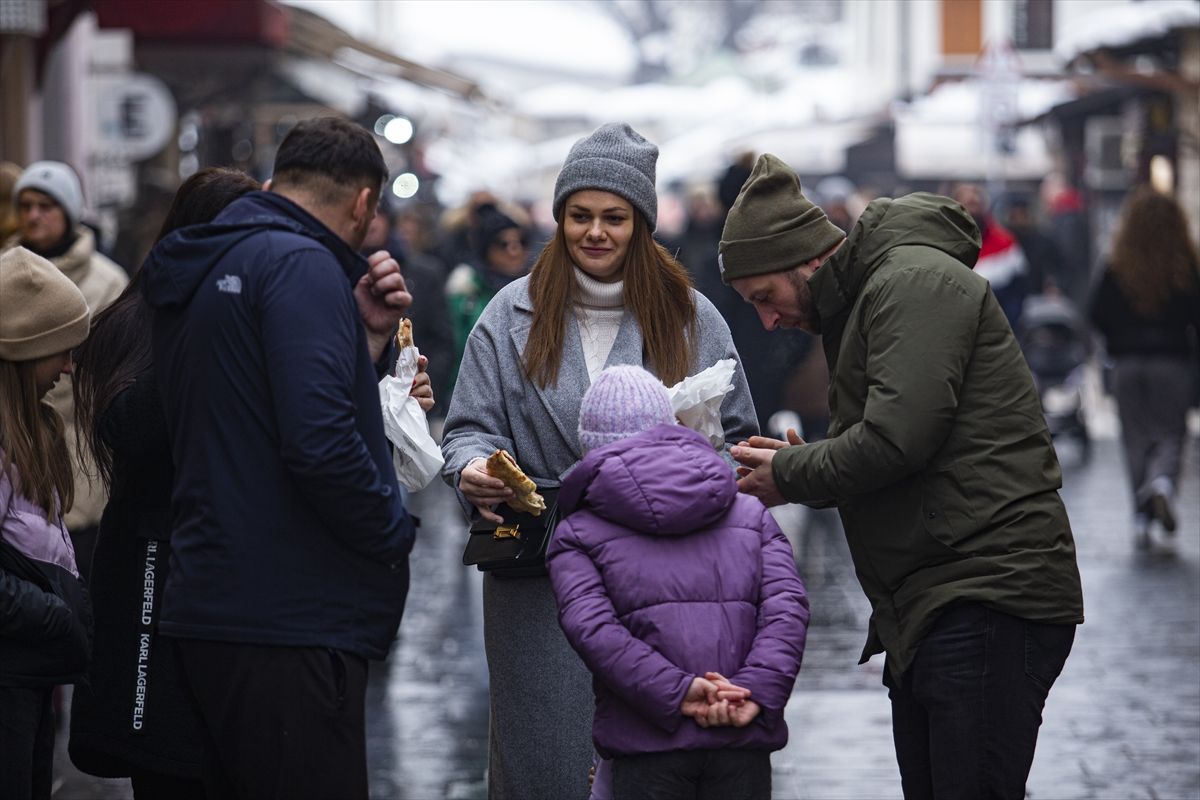 Praznična atmosfera, zajedno s velikim događajima poput centralnog dočeka Nove godine, značajno je doprinijela porastu posjetitelja