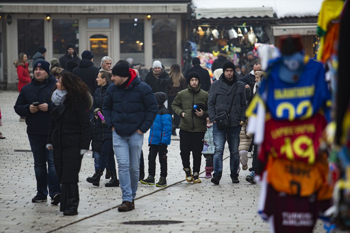Praznična atmosfera, zajedno s velikim događajima poput centralnog dočeka Nove godine, značajno je doprinijela porastu posjetitelja