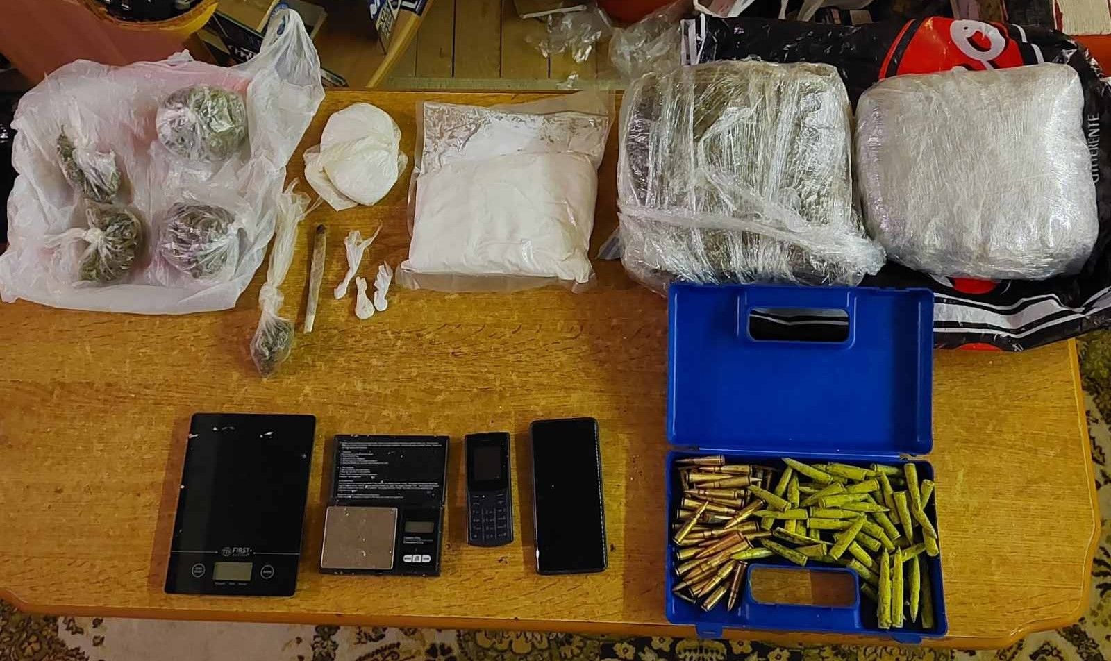 U velikoj policijskoj akciji zaplijenjeno više kilograma droge: Uhapšen muškarac iz Vogošće