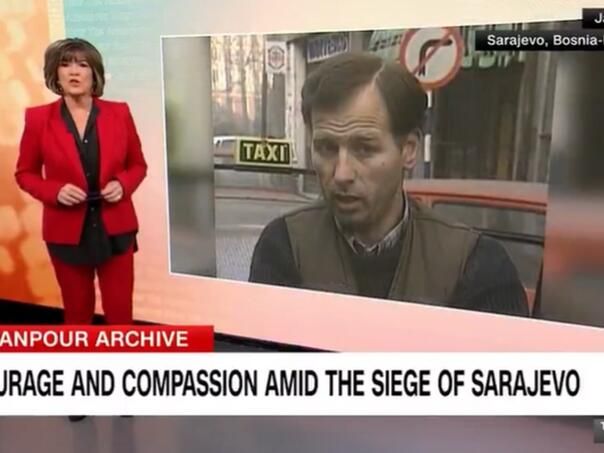 Inače, prilog prati taksistu koji ujutru izlazi iz kuće i nosi hljeb porodicama. Kasnije, tokom hladnih zimskih noći, ide u bolnice i nosi novine pacijentima i medicinskom osoblju.