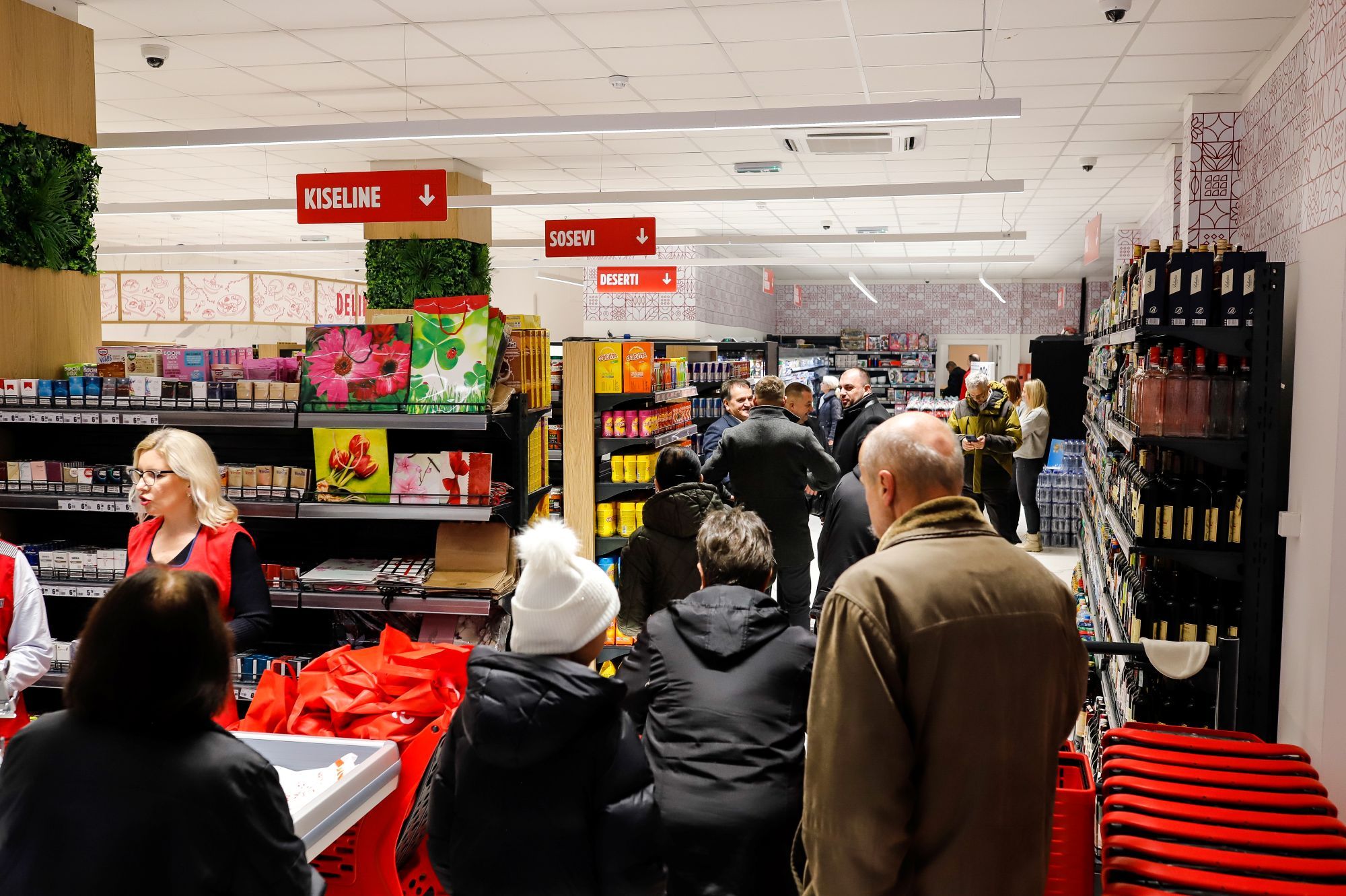 Svečano otvoren novi supermarket Amko komerca u naselju Breka