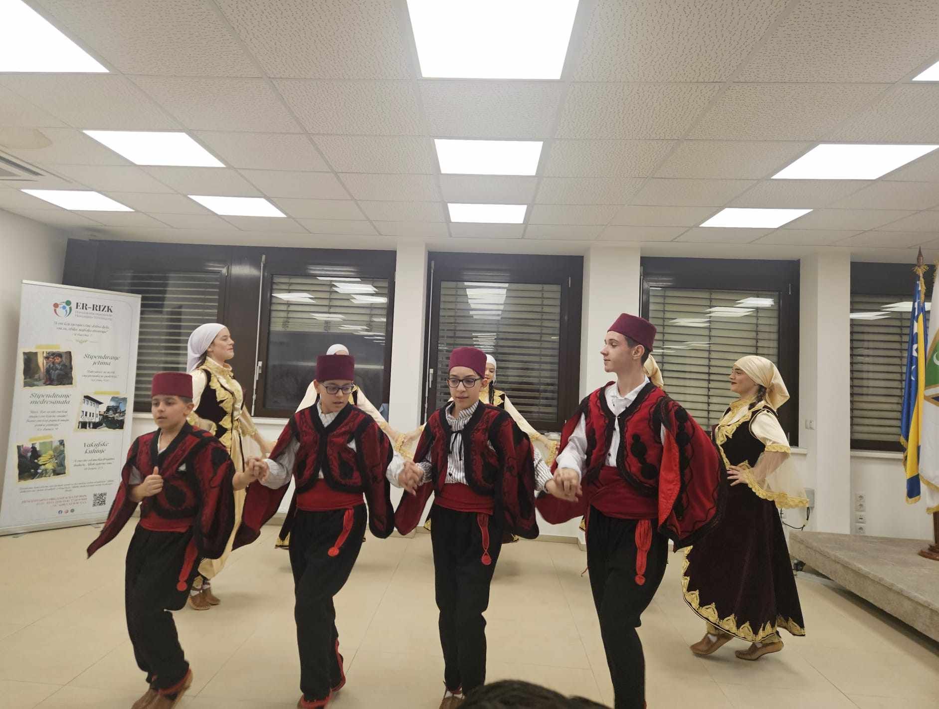 Bosna i Sandžak su naš domovinski prostor koji trebamo čuvati, graditi i promovirati na najbolji način u svijetu, rekao Mujović