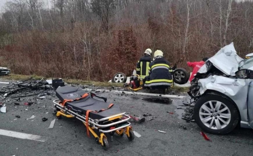 Bh. grad nakon nesreće zavijen u crno: Djeco naša, uvijek ćete ostati u našim srcima