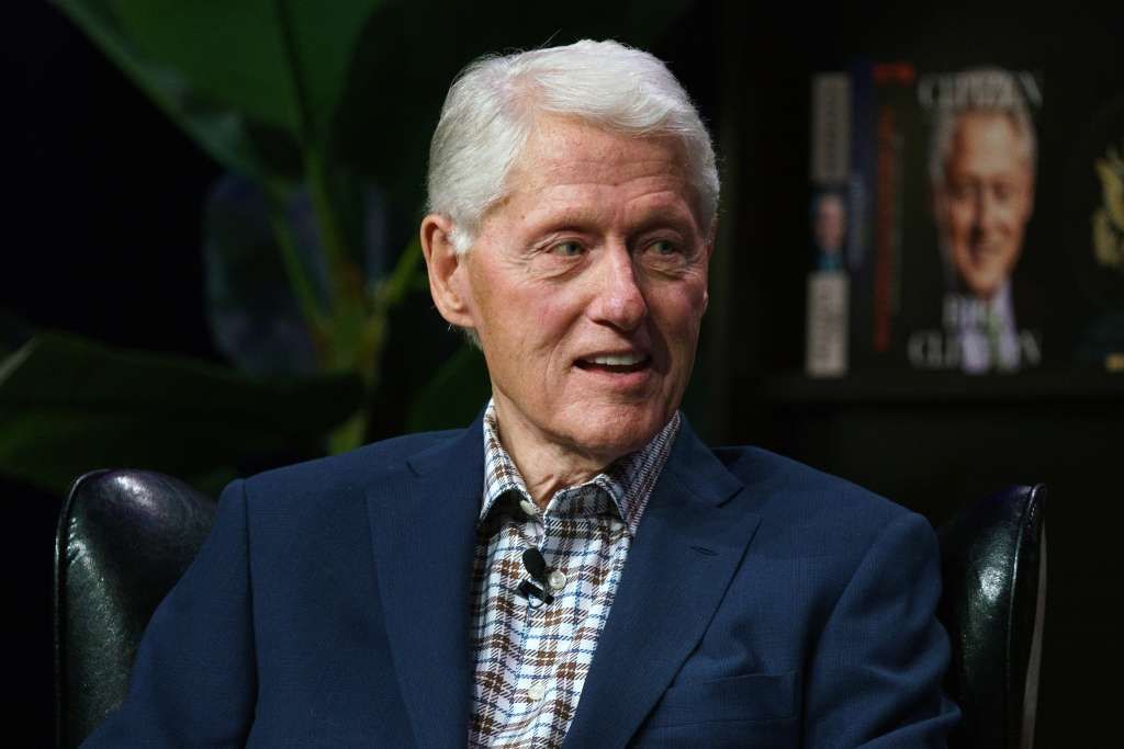 U godinama otkako je Clinton napustio Bijelu kuću, on se suočavao s nekim zdravstvenim problemima.