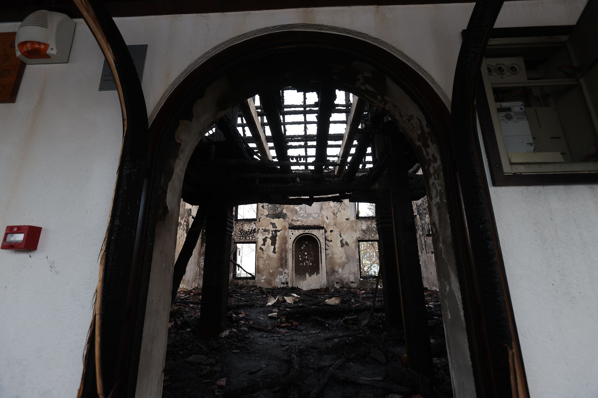 Mogli bismo kazati da, kada je riječ o državnim instancama, u tome prednjači Vlada Brčko distrikta koja je obećala znatnu pomoć za obnovu džamije