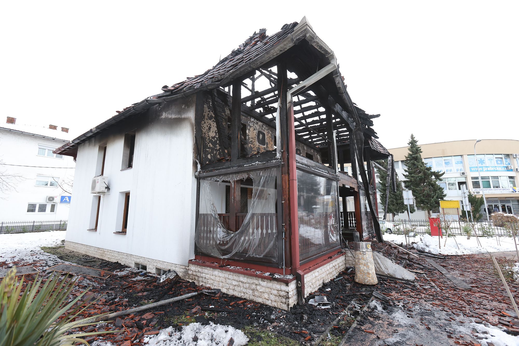Mogli bismo kazati da, kada je riječ o državnim instancama, u tome prednjači Vlada Brčko distrikta koja je obećala znatnu pomoć za obnovu džamije