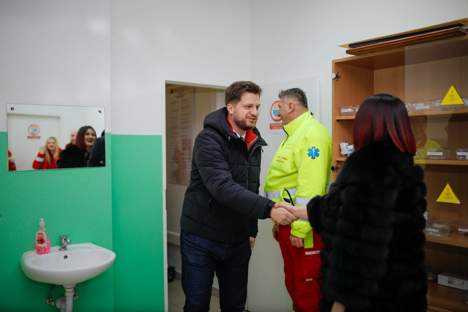 Načelnik Čengić naglasio je značaj podrške i pohvalio hrabrost i predanost svih službi, uključujući policijske službenike, vatrogasce i medicinsko osoblje