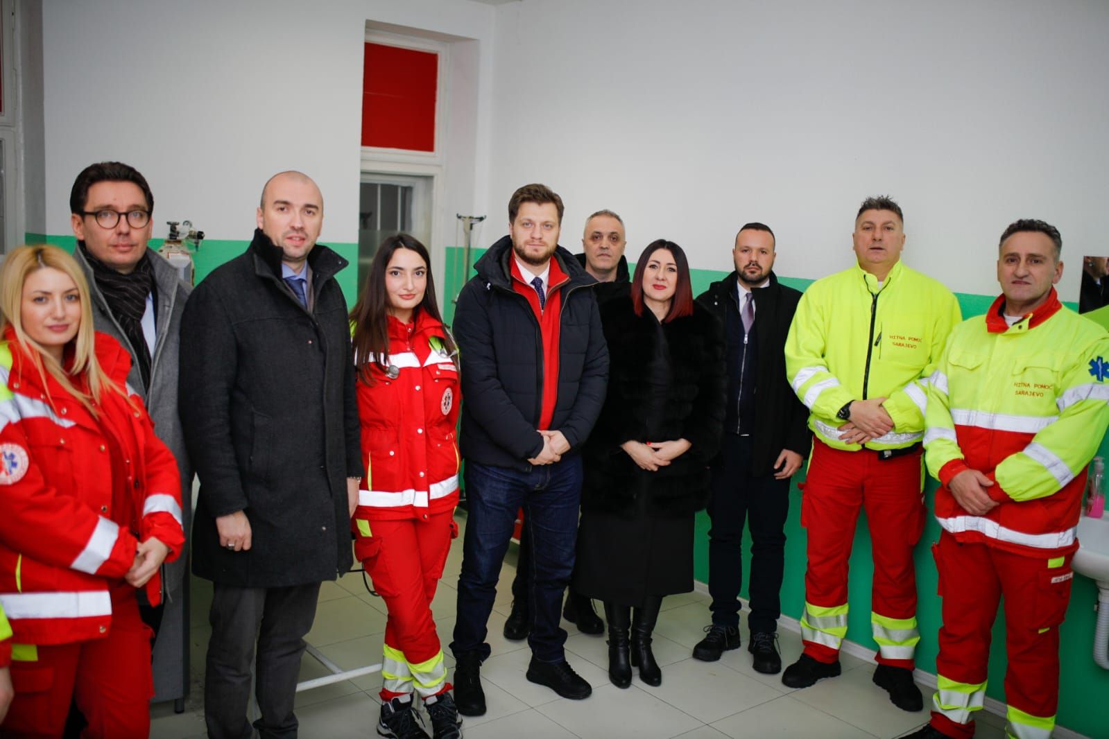 Načelnik Čengić naglasio je značaj podrške i pohvalio hrabrost i predanost svih službi, uključujući policijske službenike, vatrogasce i medicinsko osoblje