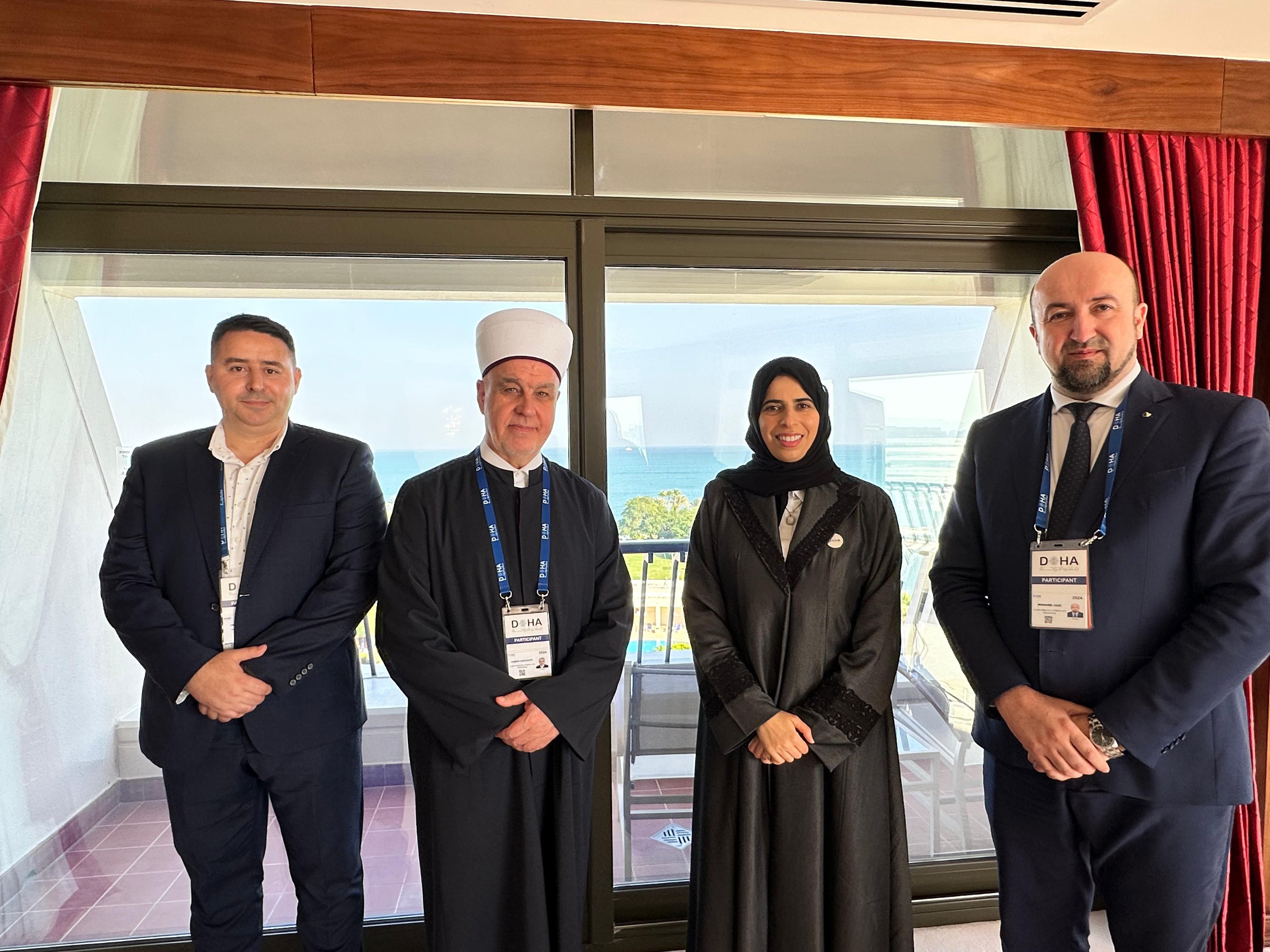 Na sastanku se razgovaralo i o implementaciji odredbi rezolucije Generalne skupštine UN-a u svijetu, posebno u obrazovnim sistemima