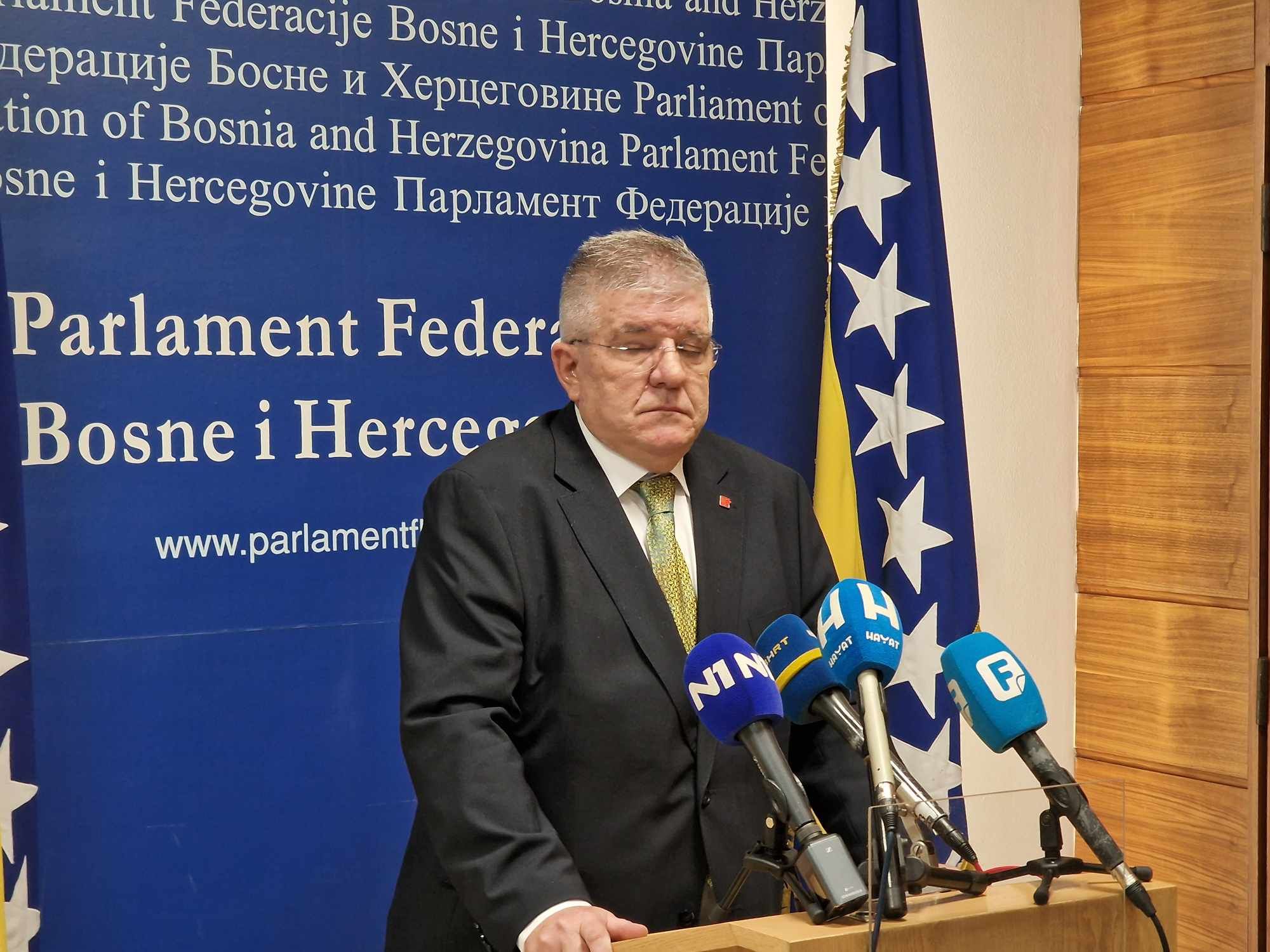 Reakcije zastupnika nakon odgađanja sjednice Zastupničkog doma FBiH: Debakl, katastrofa